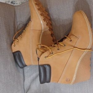 Timberland women boots sz10